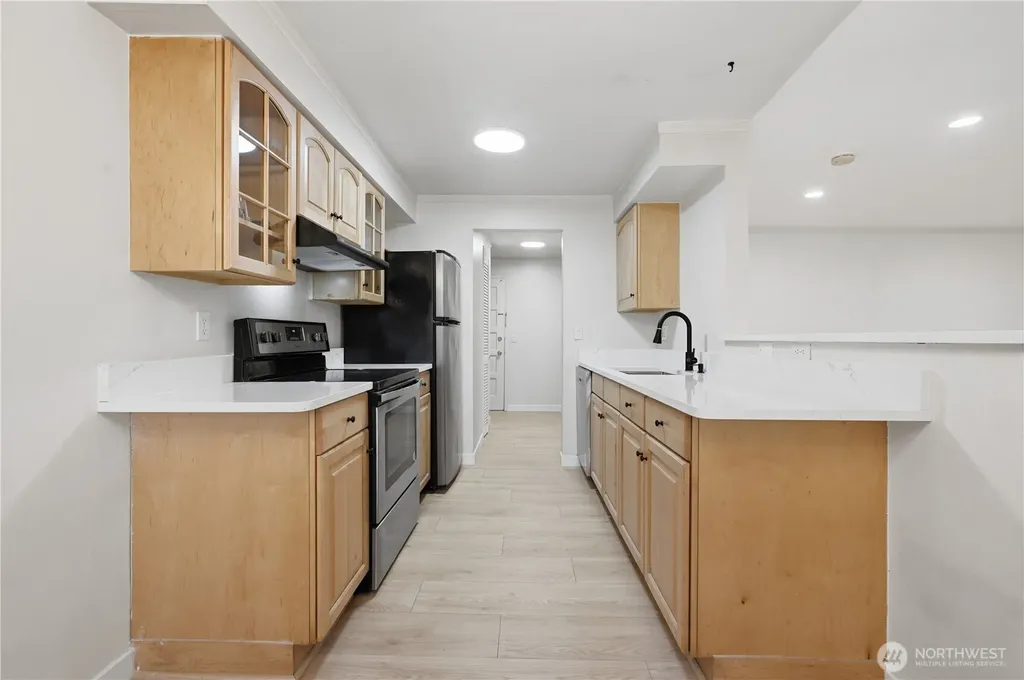 17203 NE 45th Street Redmond WA 98052