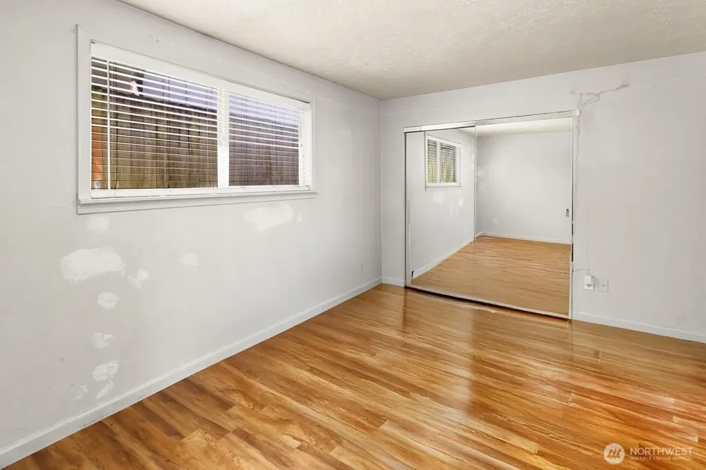 101 SW 119th Street Burien WA 98146