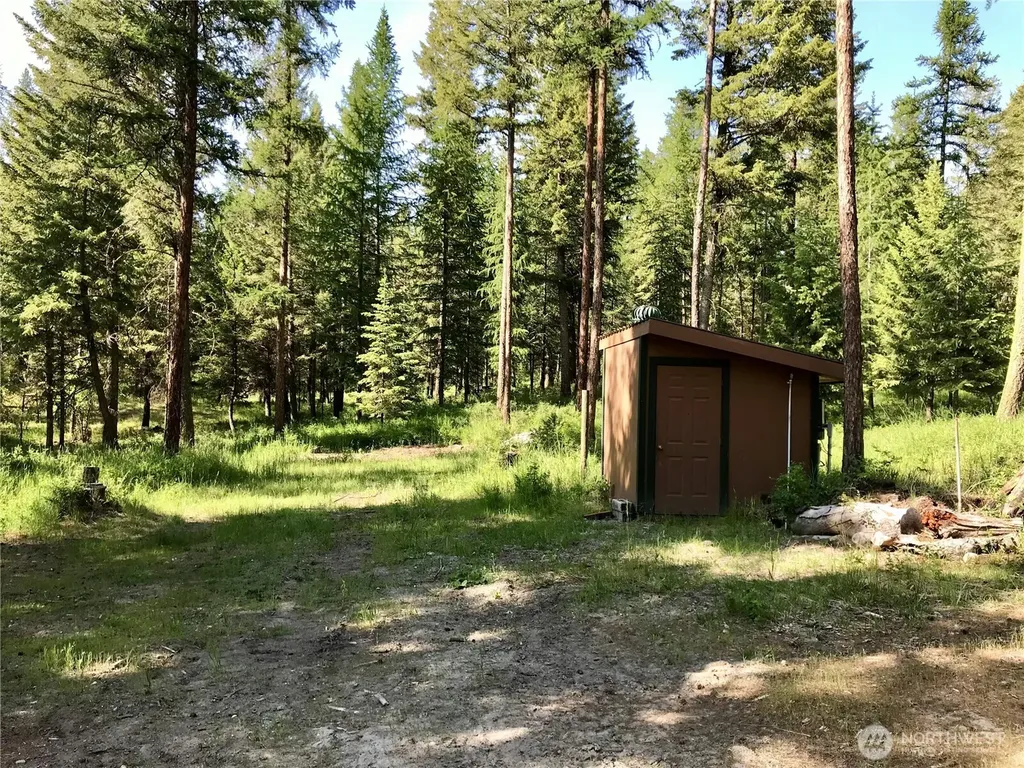 513 9 Mile Road Oroville WA 98844