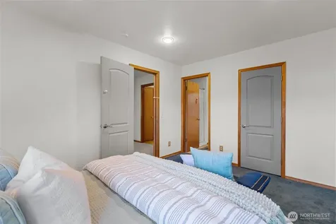 14722 45th Place W Lynnwood WA 98087