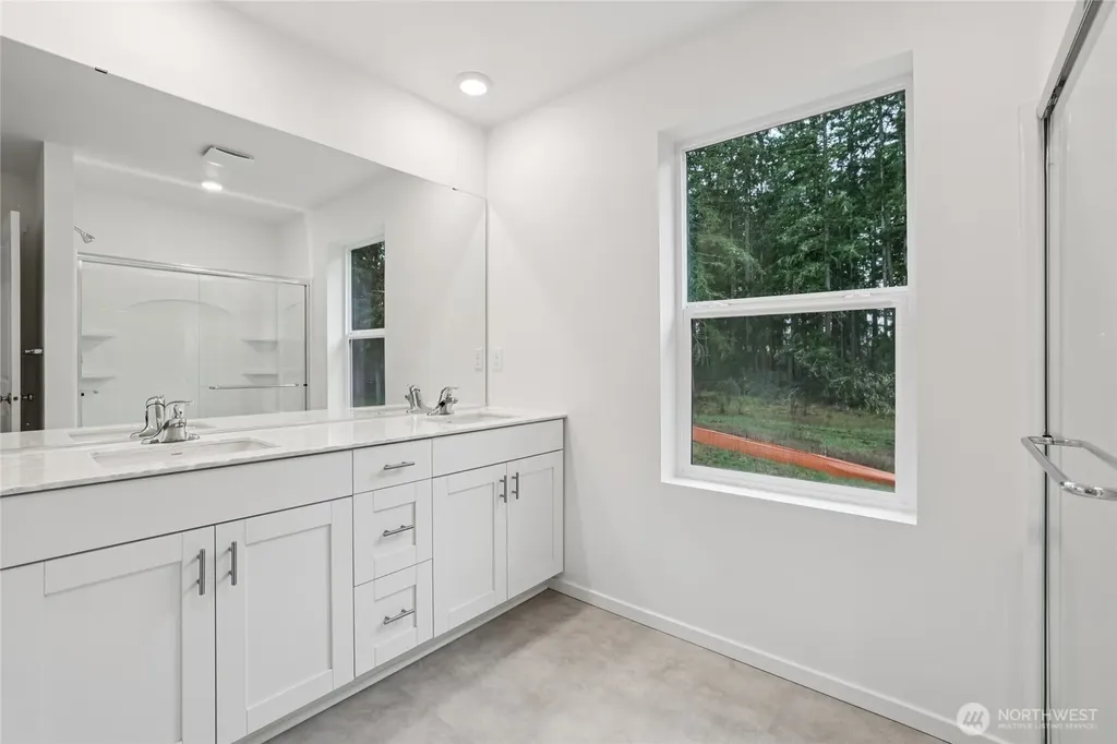 10734 188th Street E Puyallup WA 98374