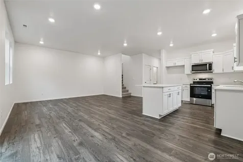 10734 188th Street E Puyallup WA 98374