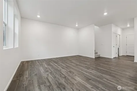 10734 188th Street E Puyallup WA 98374