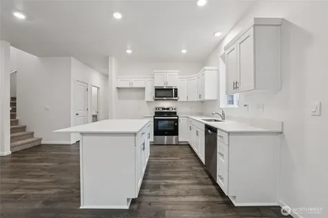 10734 188th Street E Puyallup WA 98374