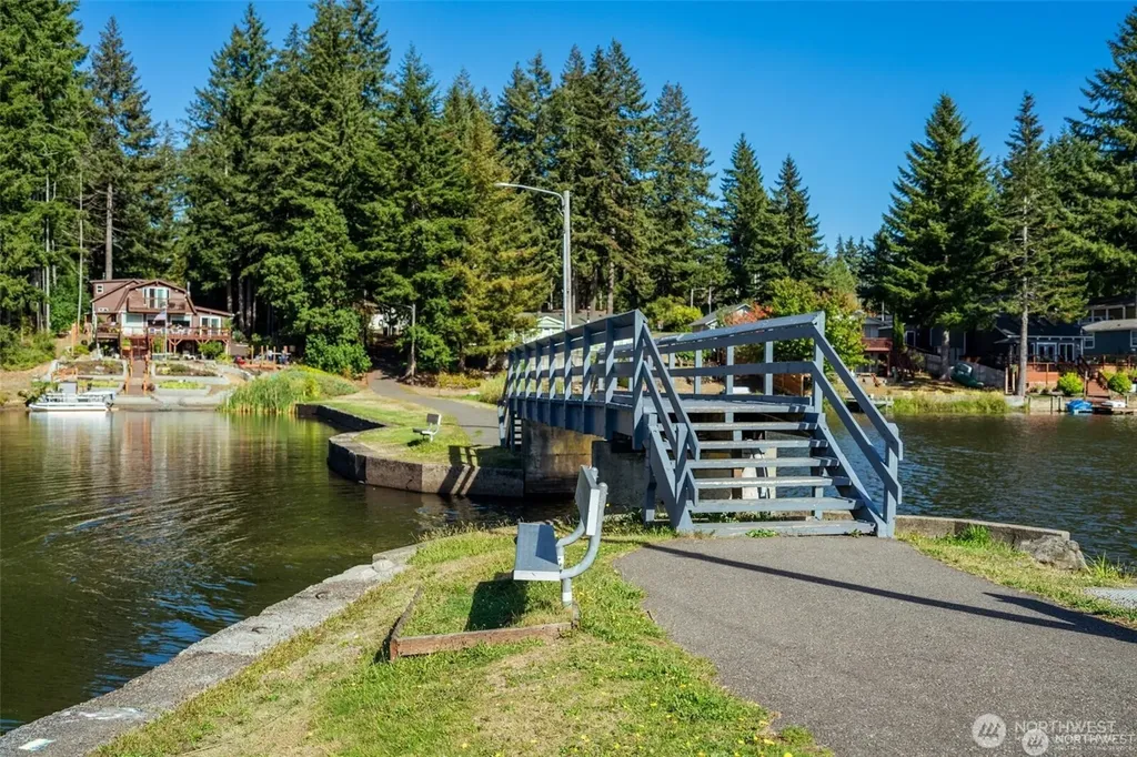 770 SE Crescent Drive Shelton WA 98584
