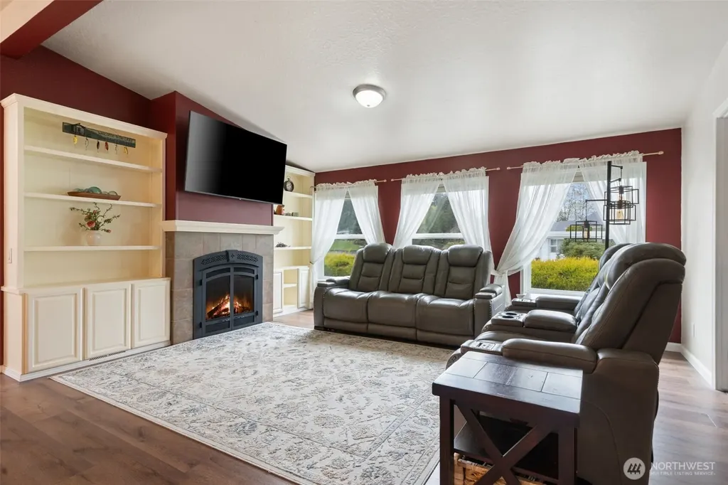 770 SE Crescent Drive Shelton WA 98584