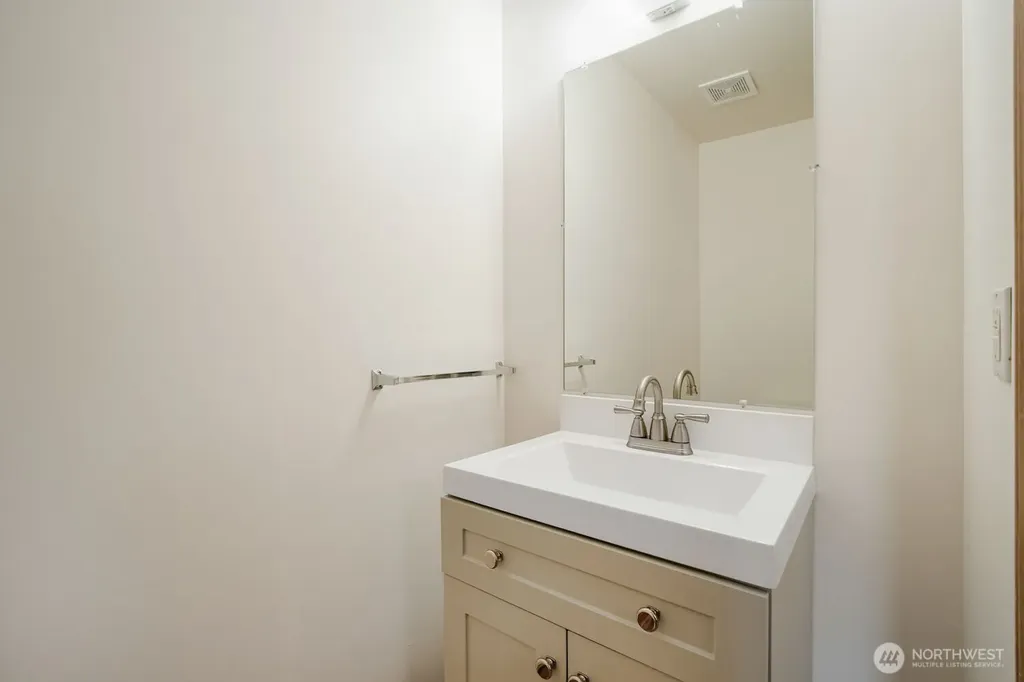 7710 Chicago Court S Seattle WA 98118