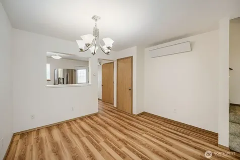 7710 Chicago Court S Seattle WA 98118