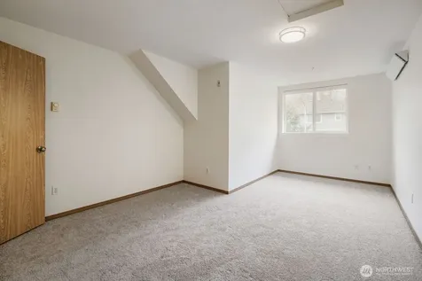 7710 Chicago Court S Seattle WA 98118