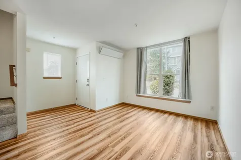 7710 Chicago Court S Seattle WA 98118