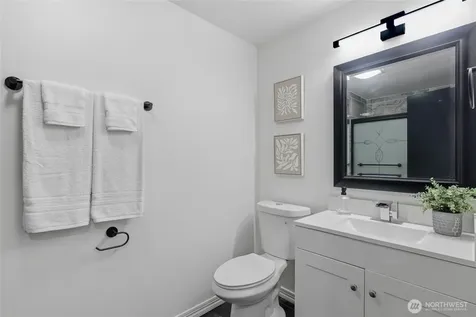 12205 58th Avenue E Puyallup WA 98373