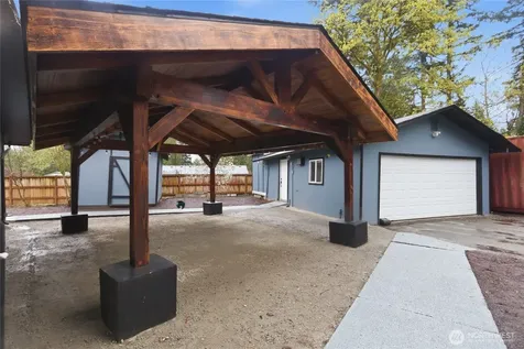 12205 58th Avenue E Puyallup WA 98373