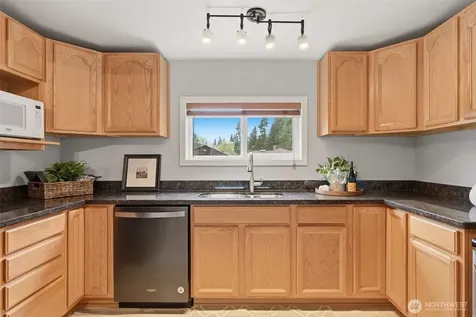 20229 148th Avenue SE Kent WA 98042