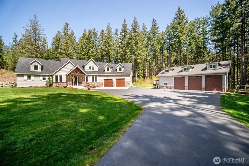 411 Five Peaks Drive Kalama WA 98625