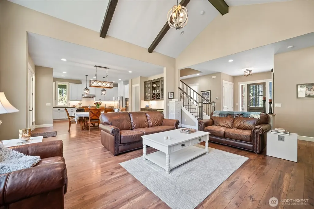 411 Five Peaks Drive Kalama WA 98625