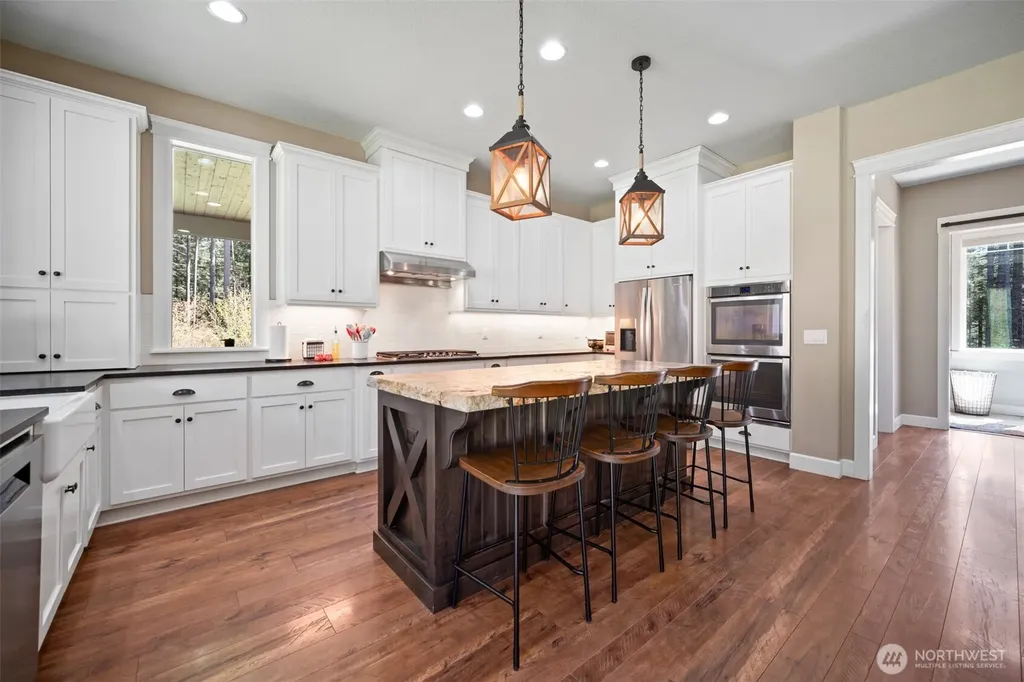 411 Five Peaks Drive Kalama WA 98625