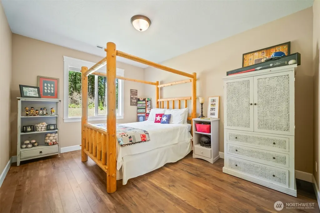 411 Five Peaks Drive Kalama WA 98625