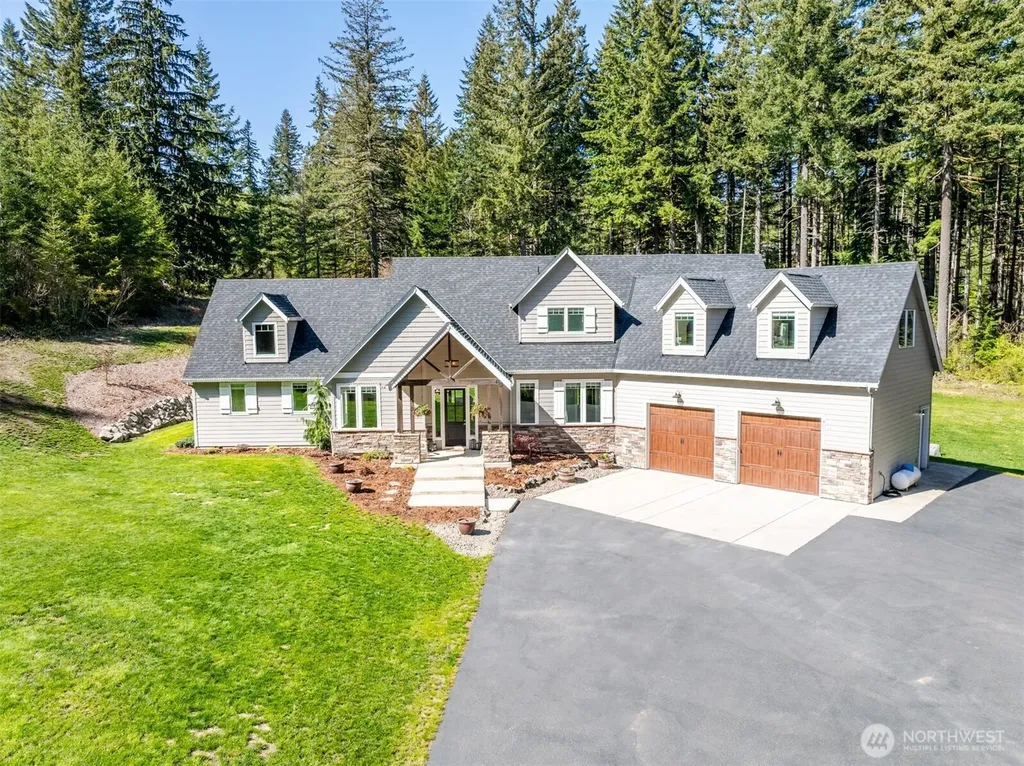 411 Five Peaks Drive Kalama WA 98625