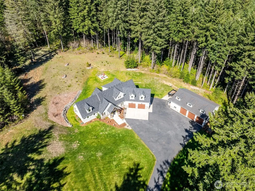 411 Five Peaks Drive Kalama WA 98625
