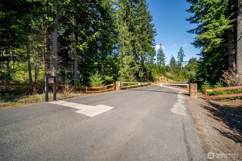 411 Five Peaks Drive Kalama WA 98625