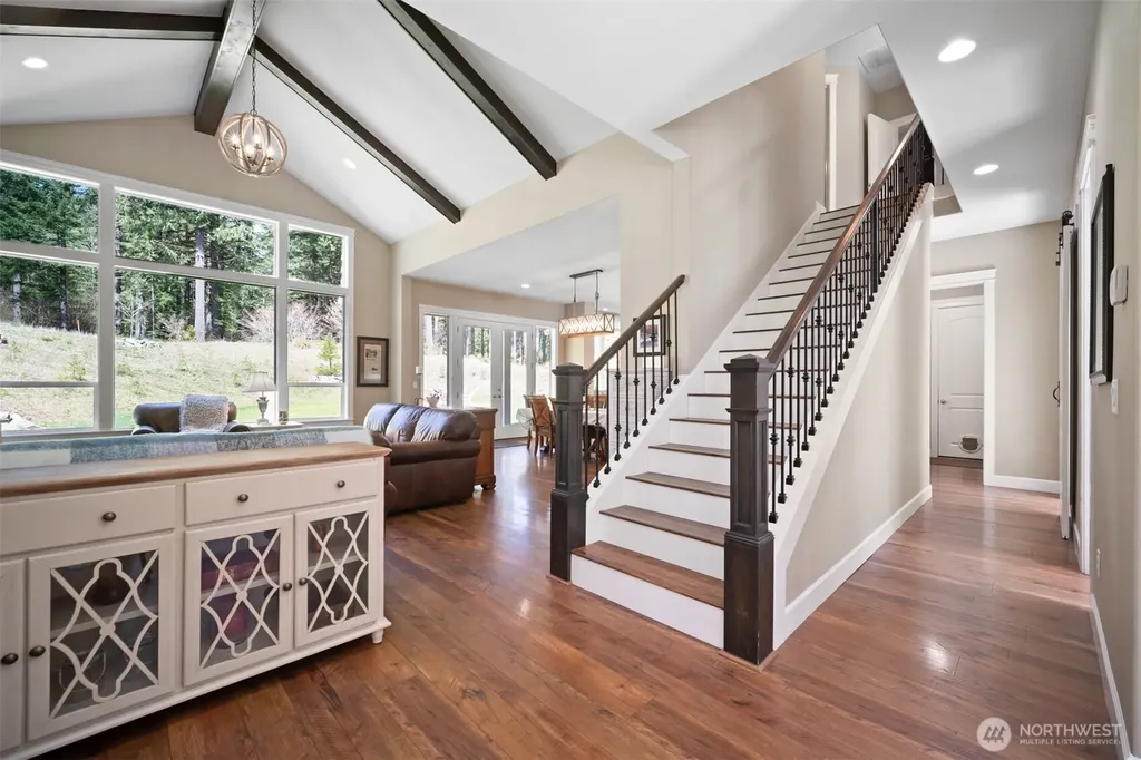 411 Five Peaks Drive Kalama WA 98625