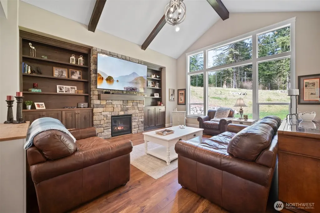 411 Five Peaks Drive Kalama WA 98625
