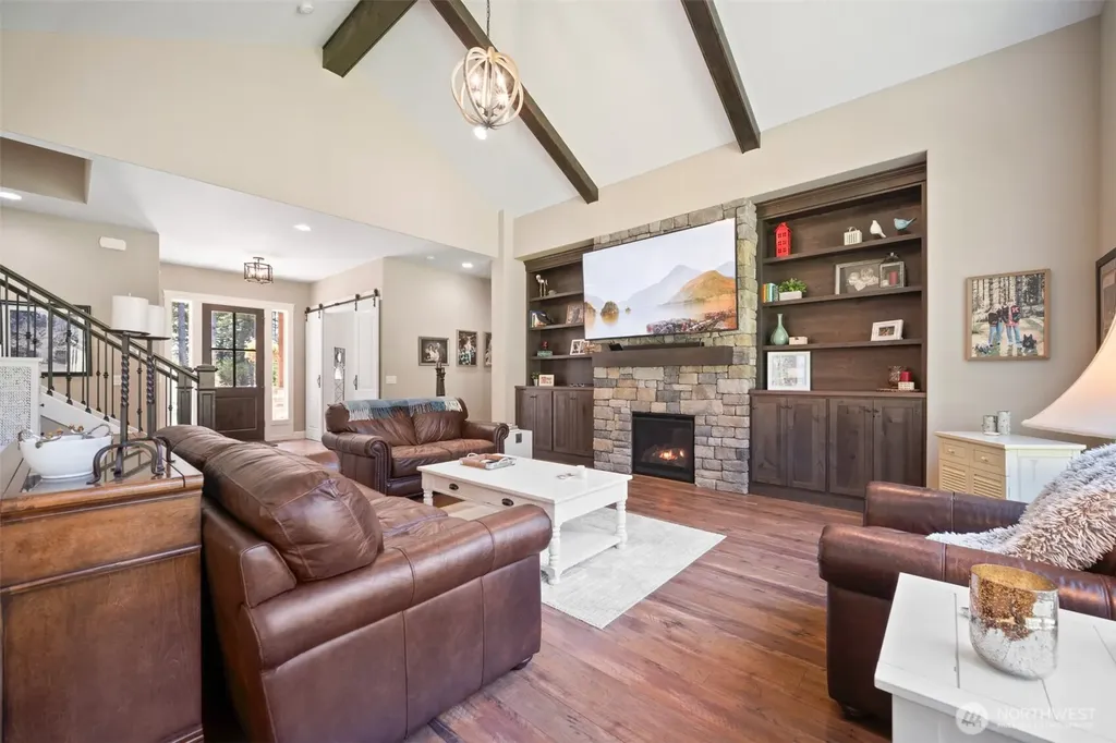 411 Five Peaks Drive Kalama WA 98625
