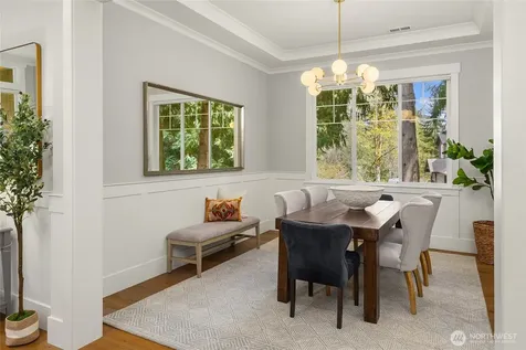 7817 NE Ledgestone Loop Bainbridge Island WA 98110