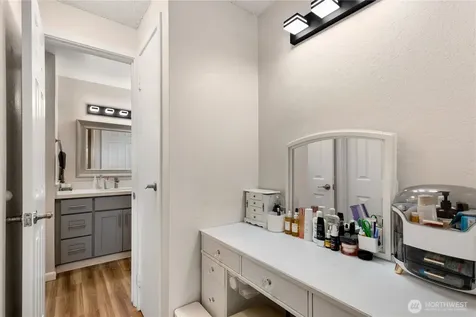 19203 40th Avenue W Lynnwood WA 98036