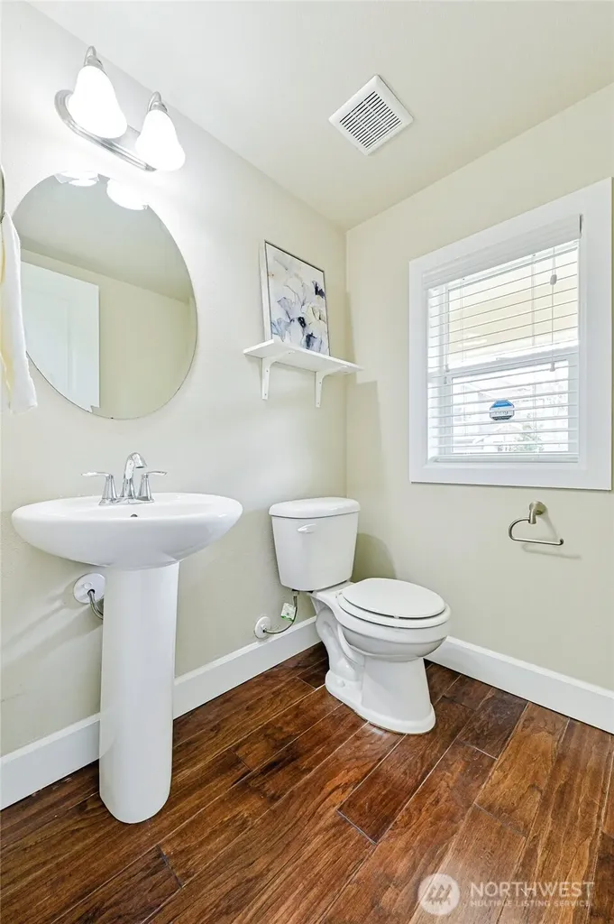 17312 40th Avenue SE Bothell WA 98012