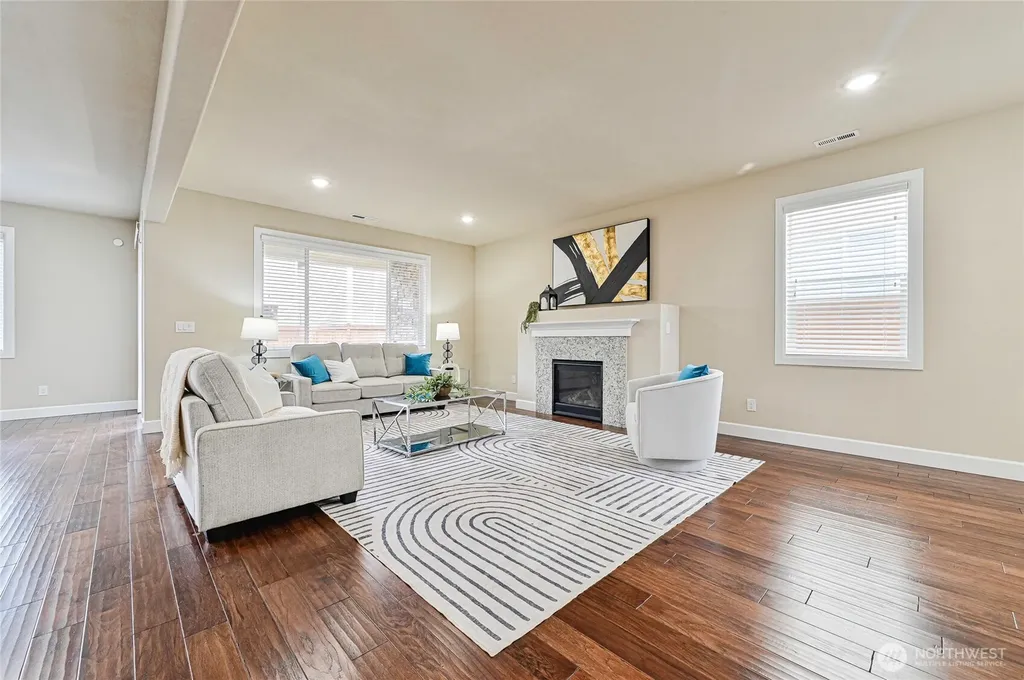 17312 40th Avenue SE Bothell WA 98012