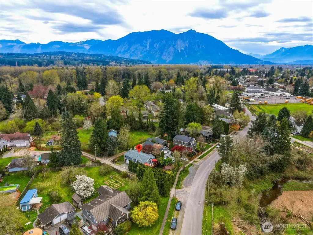 7731 Cedar Place SE Snoqualmie WA 98065