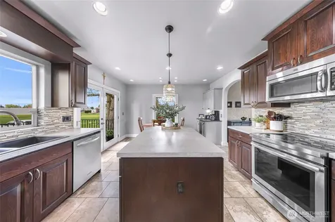 17645 Mclean Road Mount Vernon WA 98273