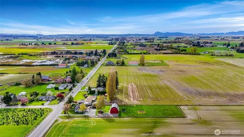 17645 Mclean Road Mount Vernon WA 98273