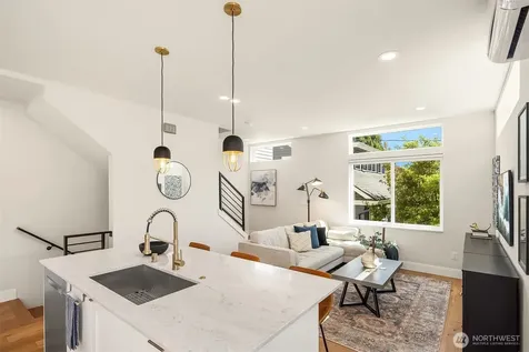 1802 38th Avenue Seattle WA 98122