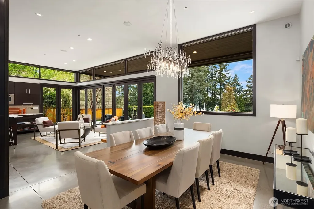 10314 SE 25th Street Bellevue WA 98004