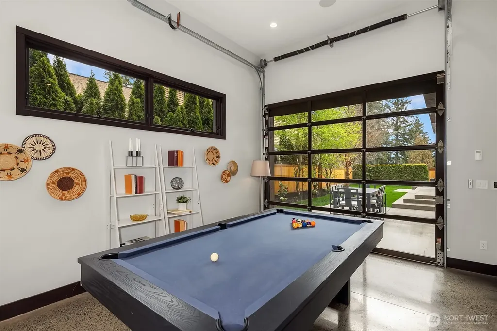 10314 SE 25th Street Bellevue WA 98004