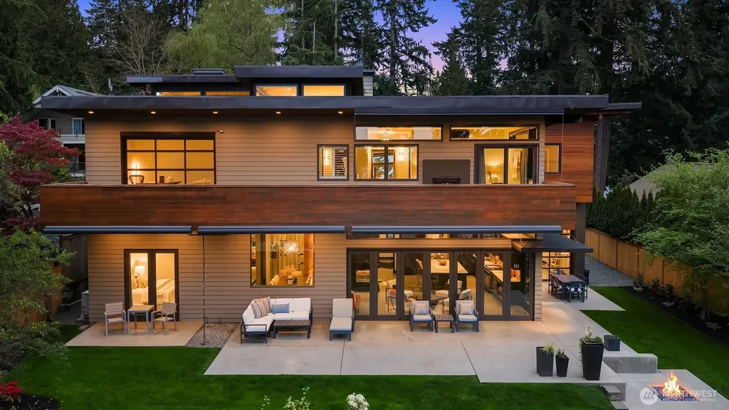 10314 SE 25th Street Bellevue WA 98004