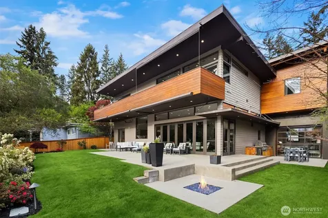 10314 SE 25th Street Bellevue WA 98004