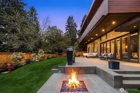 10314 SE 25th Street Bellevue WA 98004