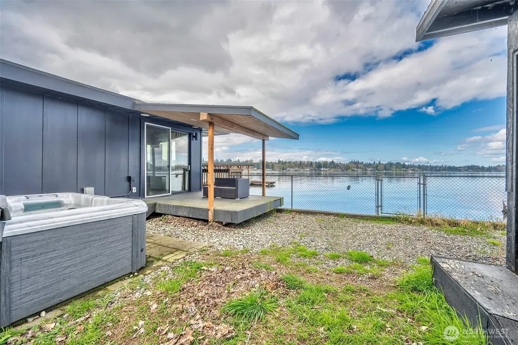 108 E Lake Stevens Road Lake Stevens WA 98258