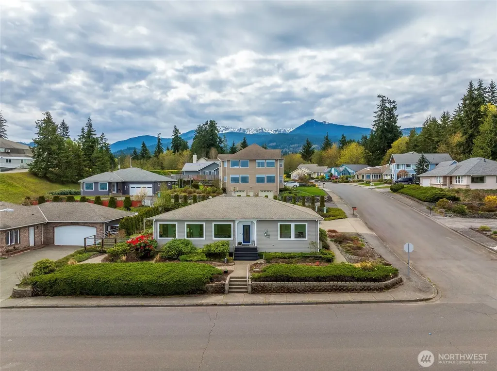 3109 S City Lights Place Port Angeles WA 98362