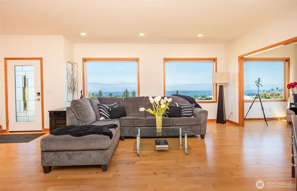 3109 S City Lights Place Port Angeles WA 98362