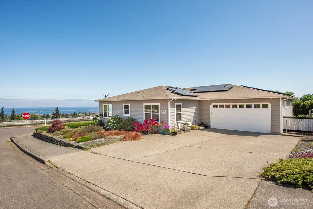 3109 S City Lights Place Port Angeles WA 98362