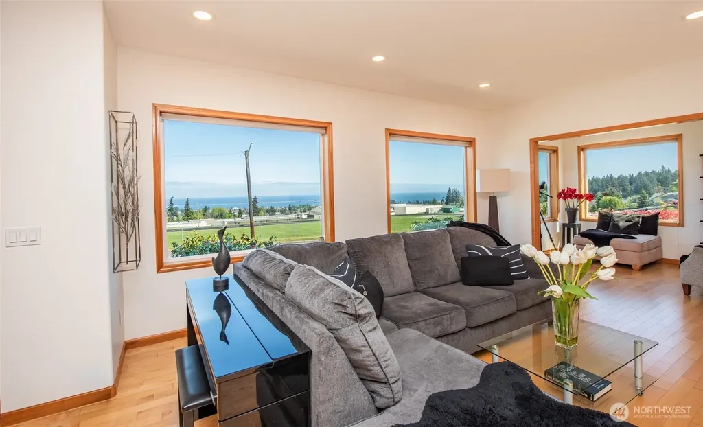 3109 S City Lights Place Port Angeles WA 98362