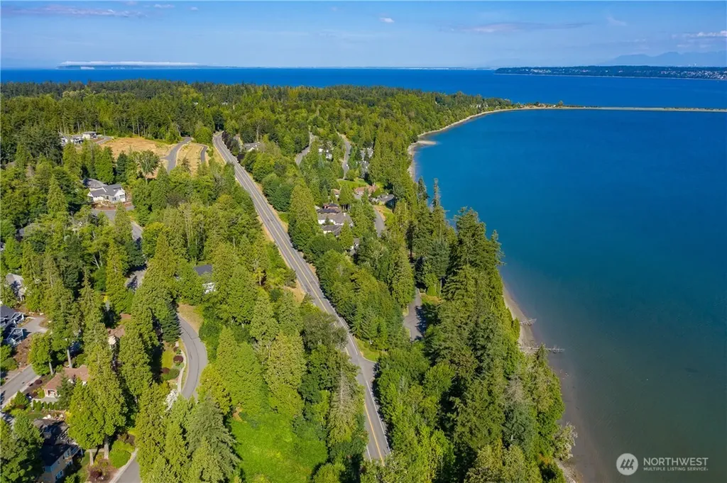 5368 Canvasback Loop Blaine WA 98230