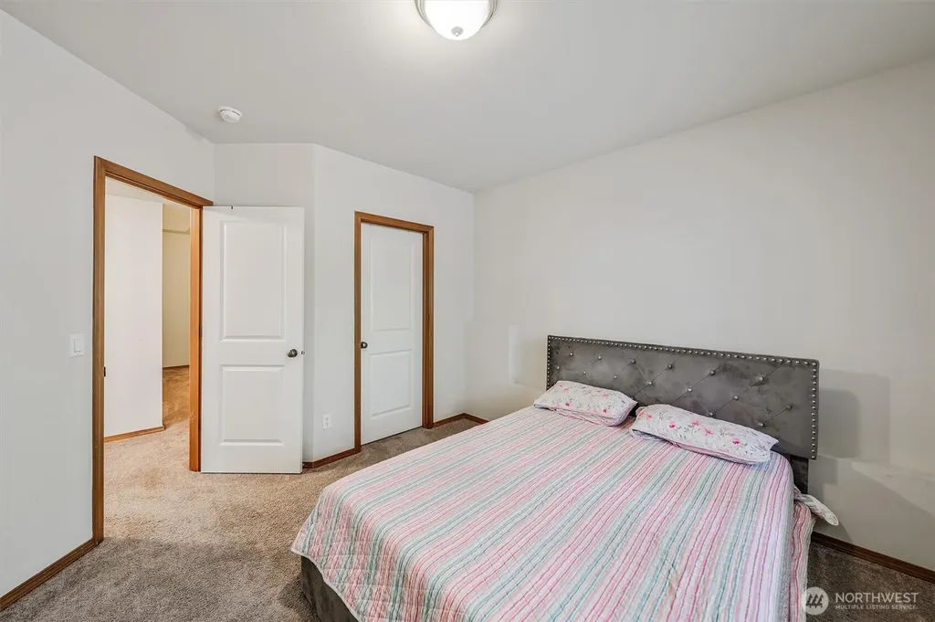 29524 63rd Court S Auburn WA 98001