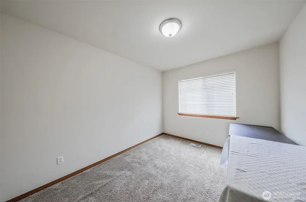 29524 63rd Court S Auburn WA 98001