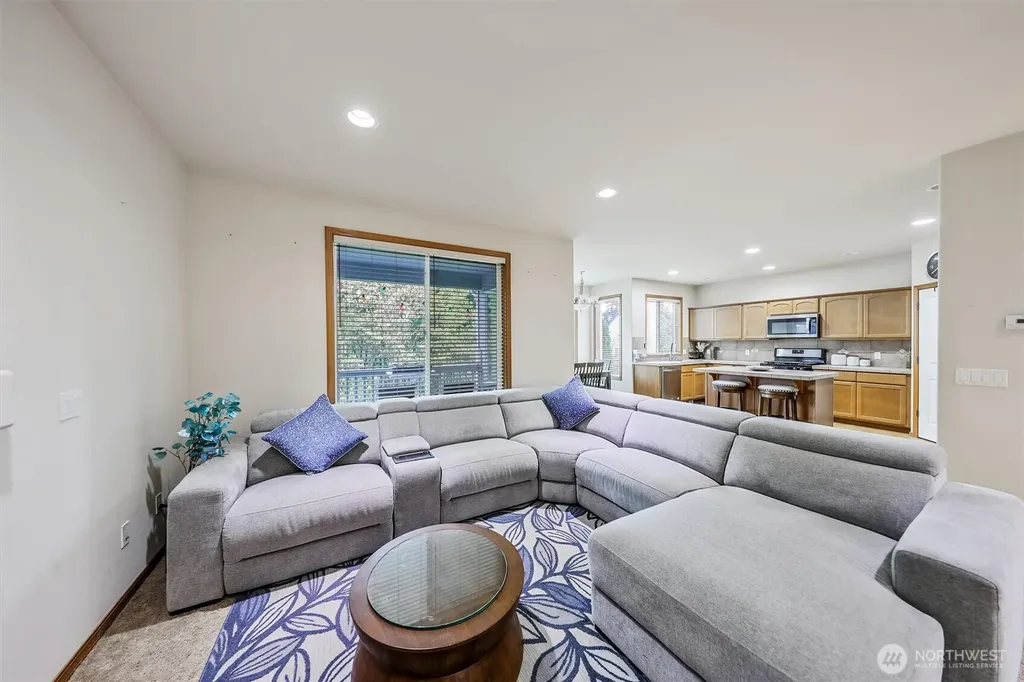 29524 63rd Court S Auburn WA 98001