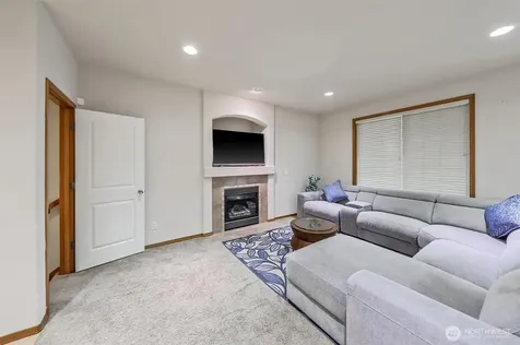 29524 63rd Court S Auburn WA 98001